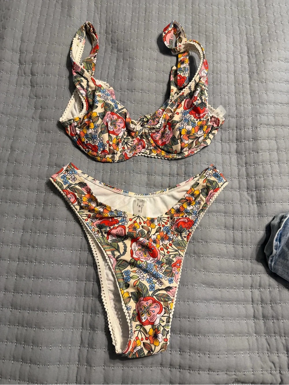 N/A soft floral